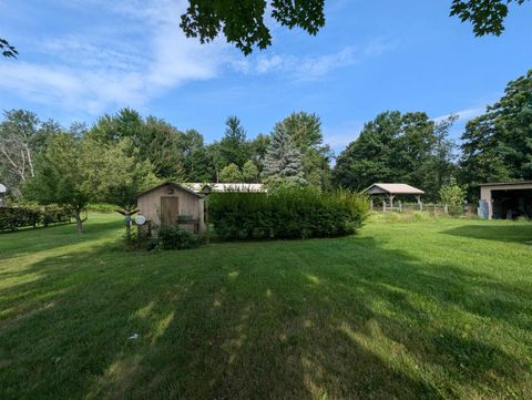 A home in Standish Twp