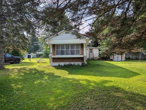 A home in Standish Twp