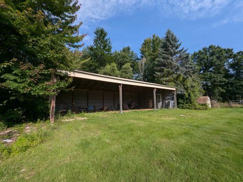 A home in Standish Twp