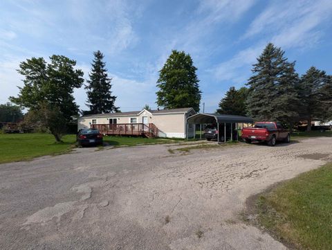 A home in Standish Twp