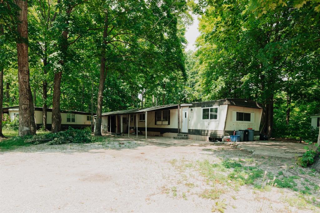 Photo 9 of 11 of 4726 Luanne Lane mobile home