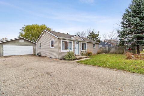 A home in Grand Blanc Twp