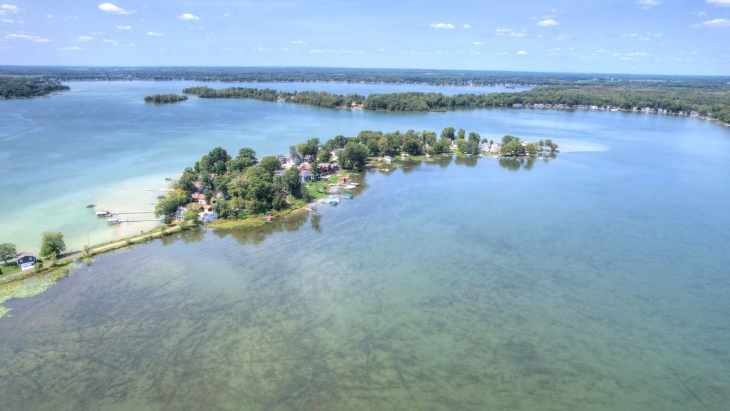 listing image 24