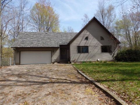 A home in Manistee Twp