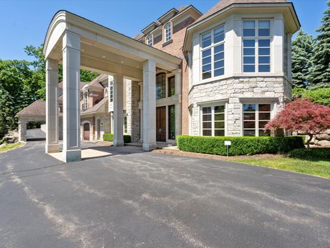 2759 TURTLE RIDGE Drive Bloomfield Charter Township Oakland MI 48302