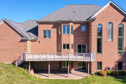 A home in Grand Blanc Twp