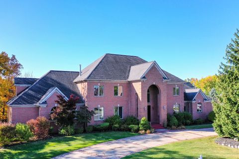 A home in Grand Blanc Twp