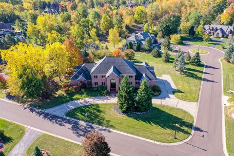 A home in Grand Blanc Twp