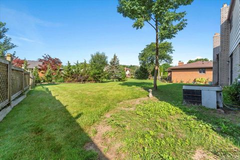 A home in RiverviewCity_Wayne