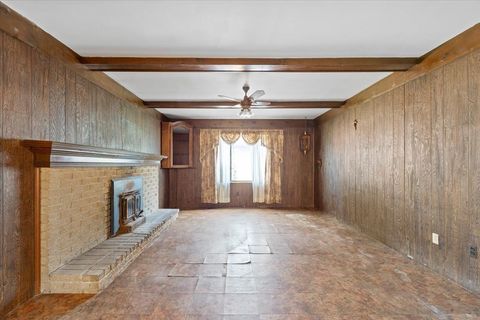 A home in RiverviewCity_Wayne