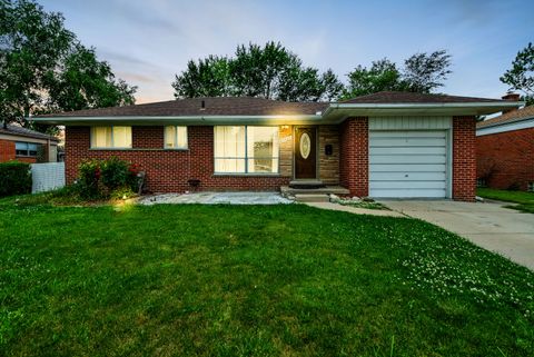 A home in Warren