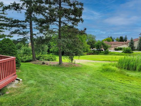 A home in West Bloomfield Twp