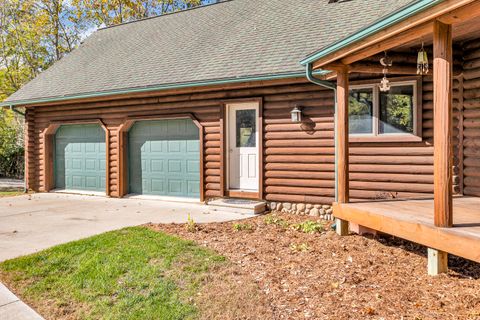 A home in Somerset Twp