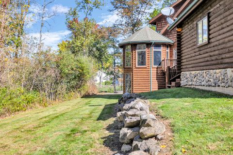 A home in Somerset Twp