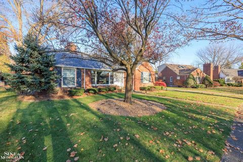 A home in Grosse Pointe Farms