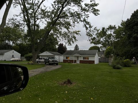 A home in Waterford Twp