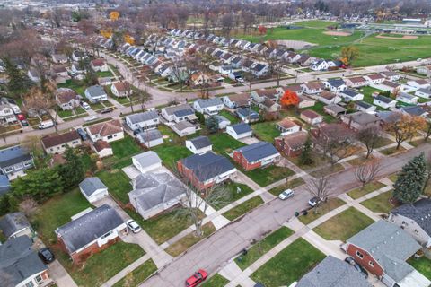 A home in Clawson