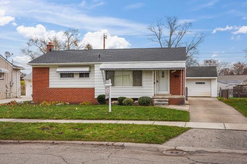 A home in Clawson