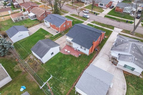 A home in Clawson