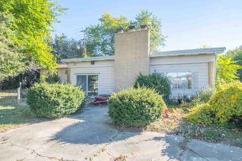 A home in Mt. Morris Twp