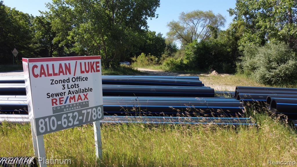 V/L HIGHLAND ROAD 0.8 ACRES