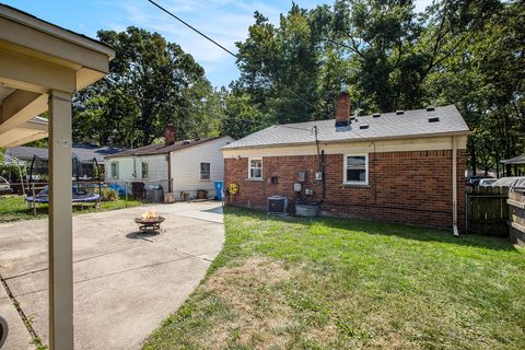 A home in Dearborn Heights