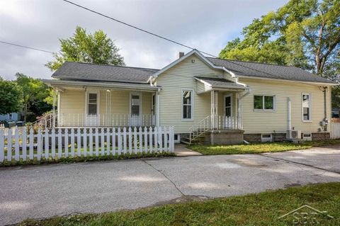 A home in Bay City