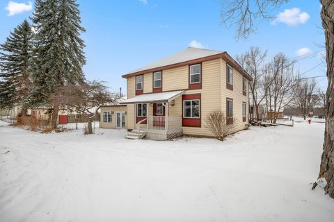 A home in Columbiaville Vlg