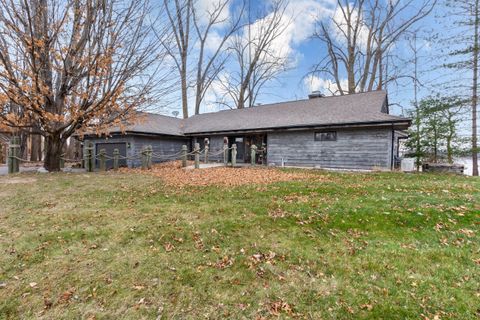 A home in Laingsburg