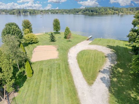 A home in Hartland Twp