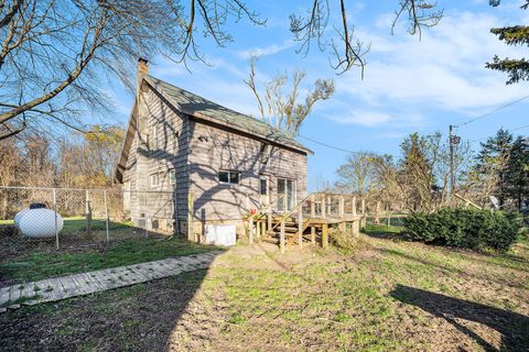 A home in Bloomingdale Twp