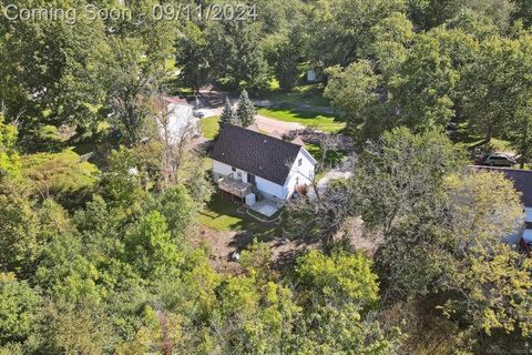 A home in Waterford Twp