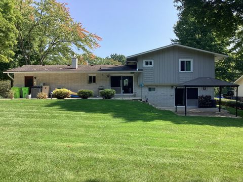 A home in Hartland Twp