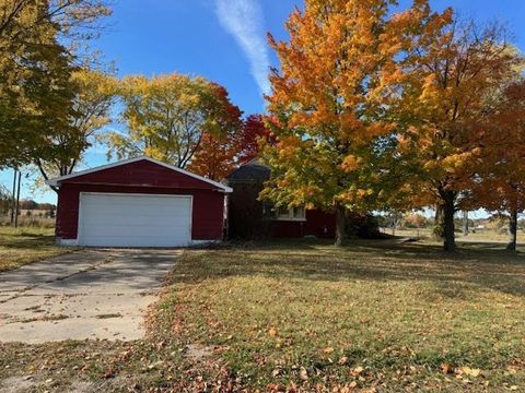 A home in Clam Lake Twp