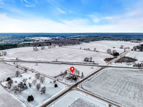 A home in Clam Lake Twp