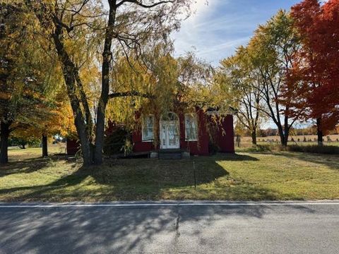 A home in Clam Lake Twp