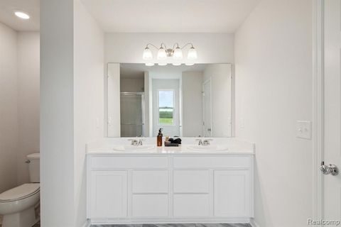 A home in HollyTownship_Oakland