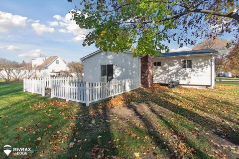 A home in Davison Twp