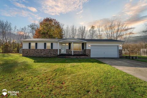 A home in Davison Twp