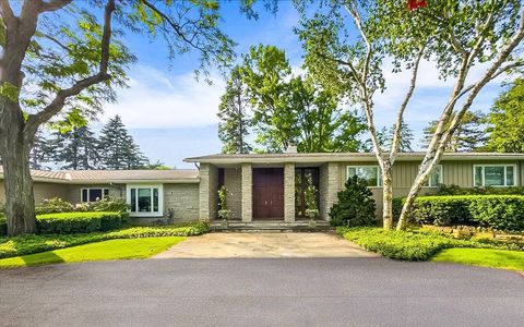 A home in Bloomfield Hills