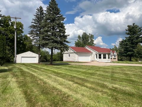 A home in Grand Blanc Twp