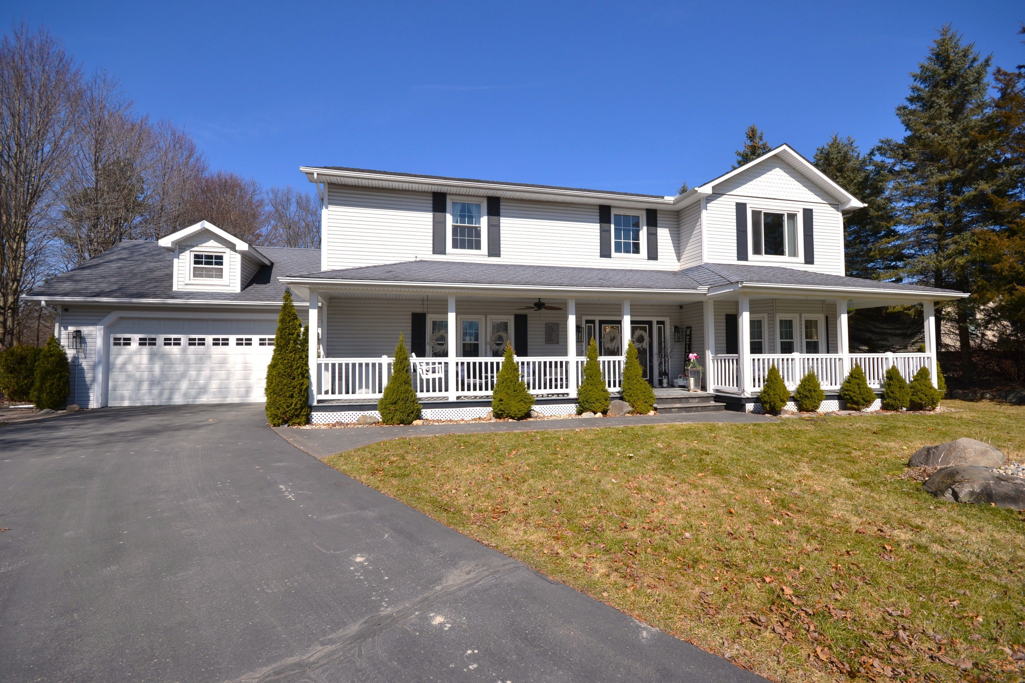 4072 W MAPLE Road