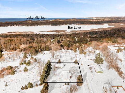 A home in ManisteeTownship_Manistee