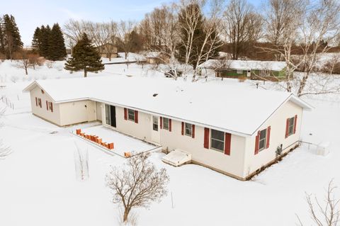 A home in ManisteeTownship_Manistee