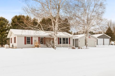 A home in ManisteeTownship_Manistee