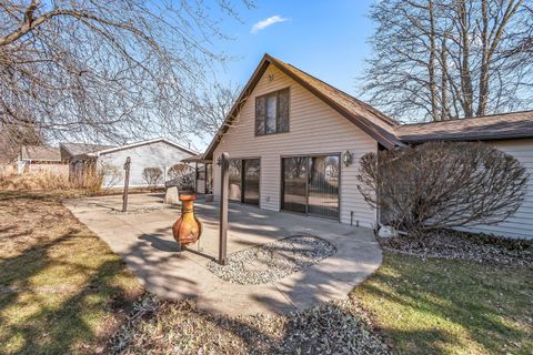 A home in Kinderhook Twp