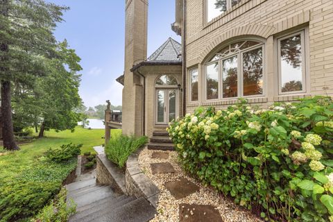 A home in Bloomfield Hills