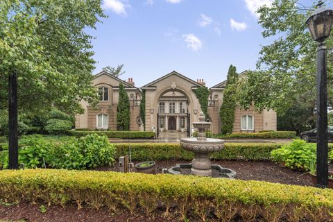 A home in Bloomfield Hills