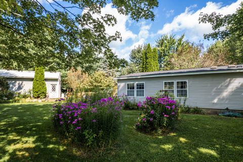 A home in North Branch Twp