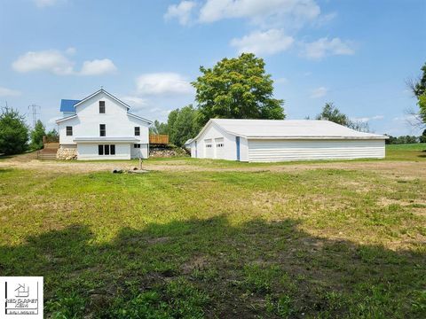 A home in Tyrone Twp